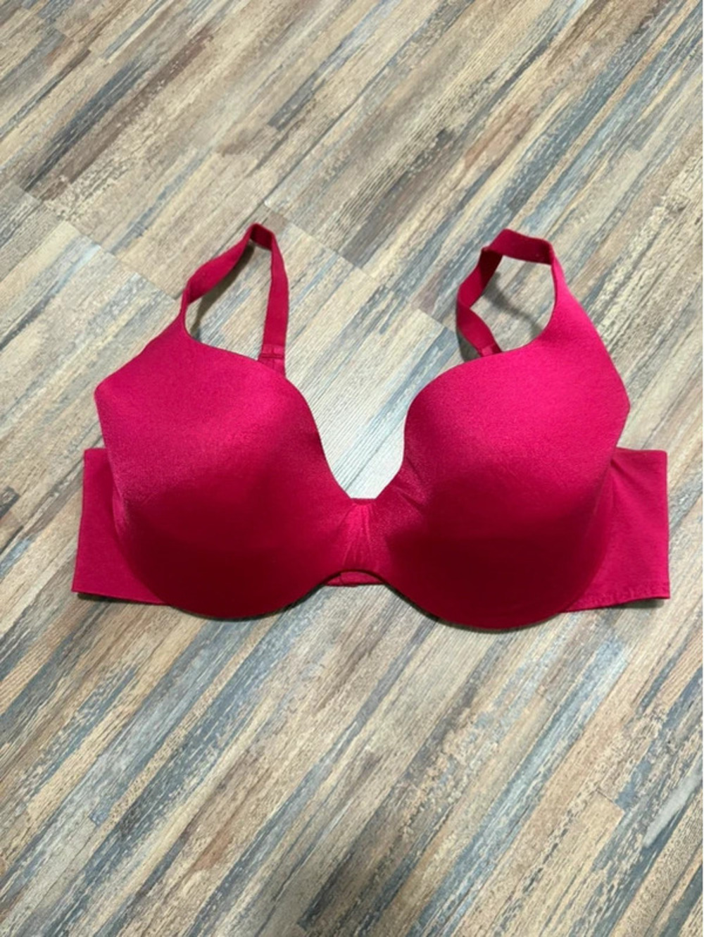 Victoria secret lined perfect coverage bra size 38D